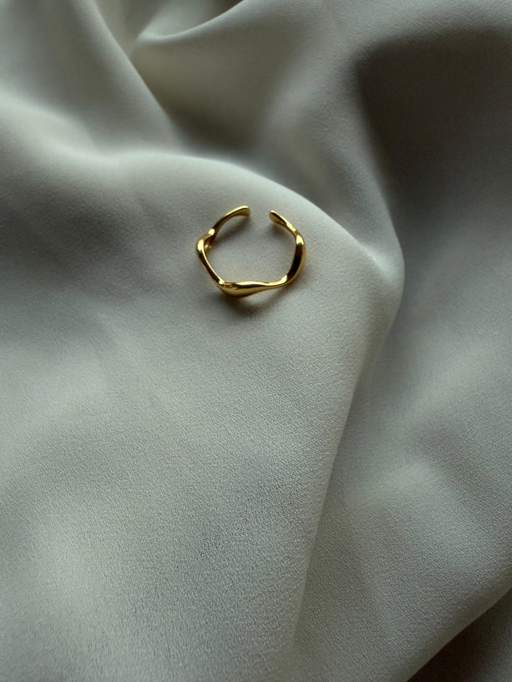 Twisted Ring